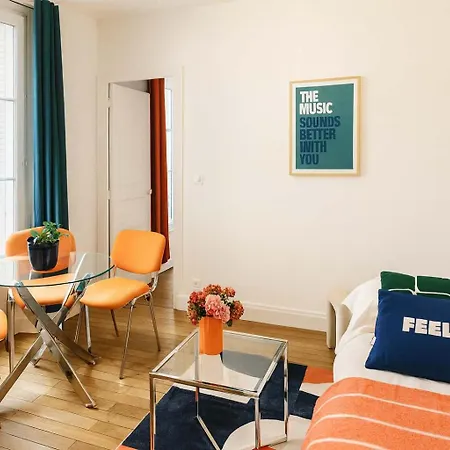 18 - Sejour Cosy 2 Pieces Proche Metro * Paryż